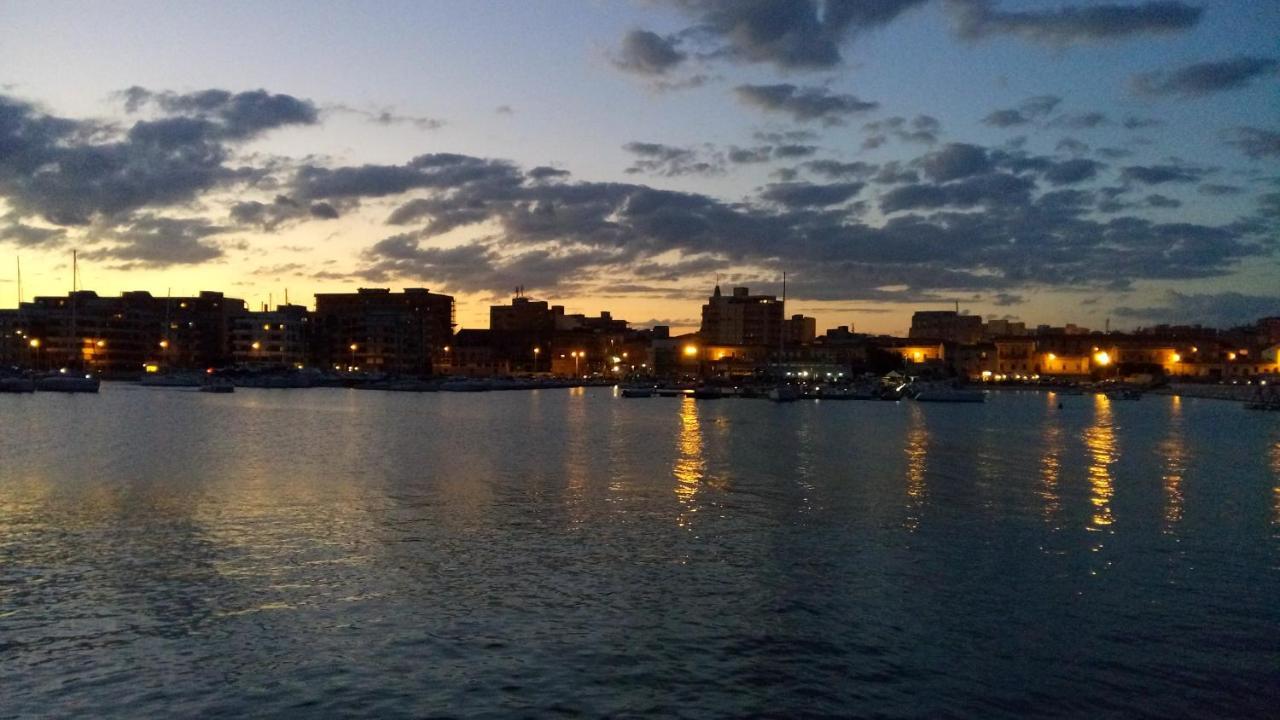 Bed and Breakfast La Casa Dei Sogni Сиракузы Экстерьер фото